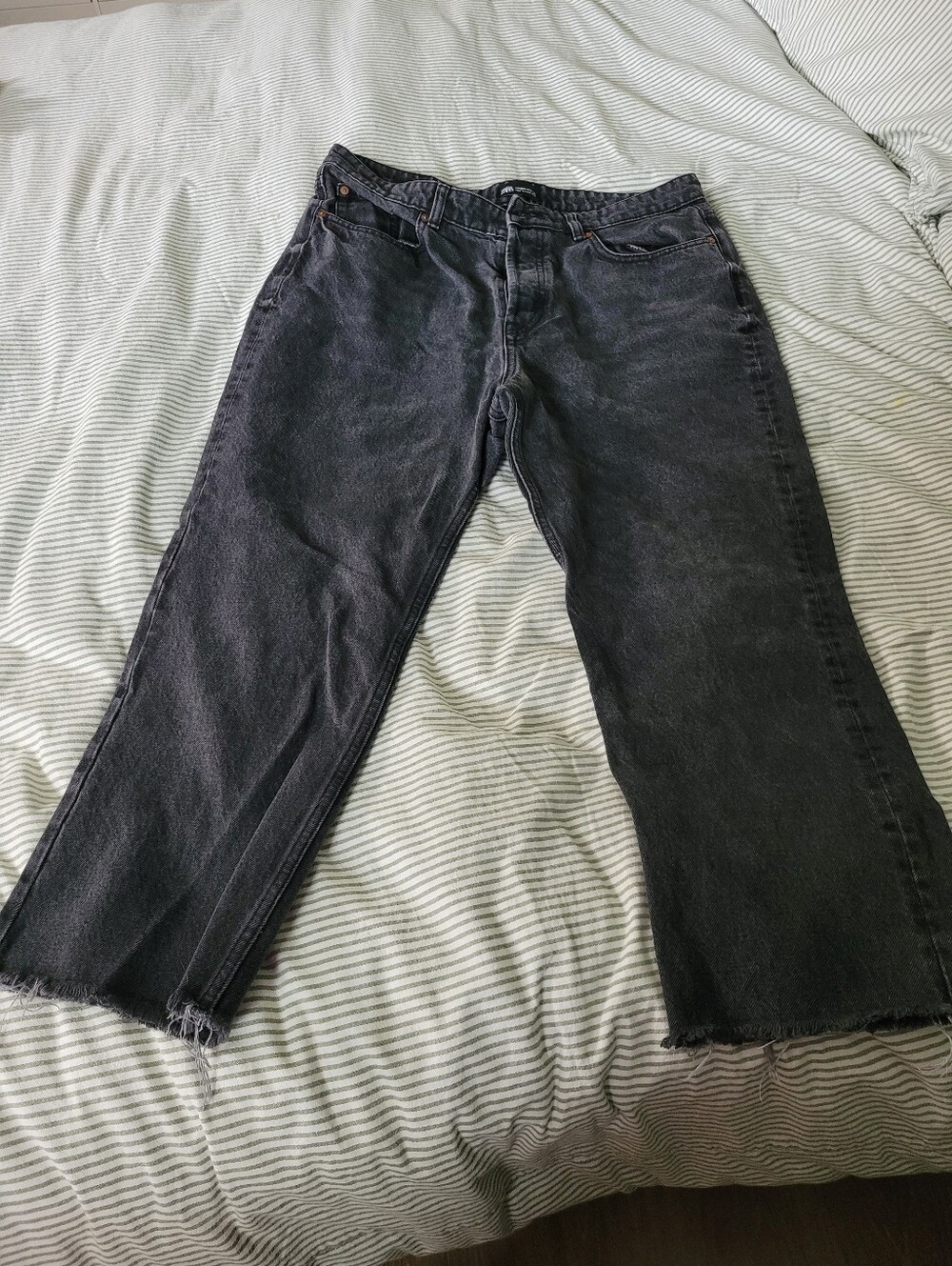 Zara Womens Washed Black Relaxed Jeans